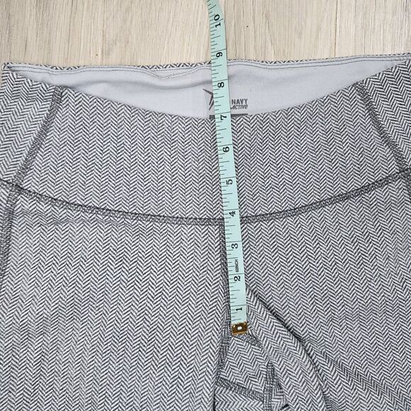 Old Navy Active Womens Gray Chevron Full Length Leggings Small - Picture 5 of 9